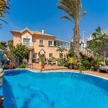 Overlooking Heated Pool El Medano (Tenerife)